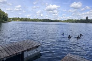 Mehr über den Artikel erfahren Tauchen in Hemmoor – Kallweit Drysuit Testevent