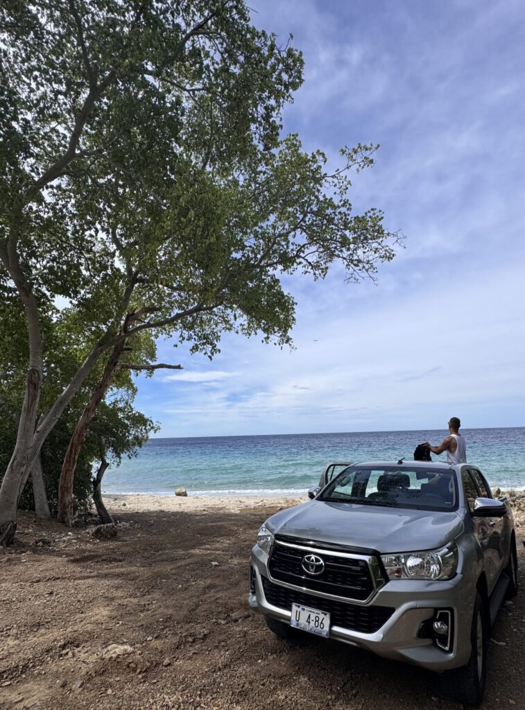 Non-Limit diving with a pickup at a hidden beach